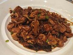 -孙家外婆•长春地标美食新名片(吾悦广场店)