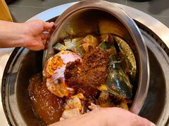 -田家大院东北农家菜铁锅炖(西安总店)