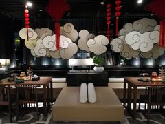 -新盈光·云会所(百丈东路店)