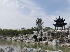 -上海滴水湖皇冠假日酒店