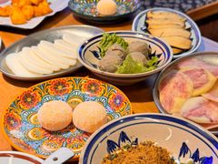 -洱火云南酸菜牛肉火锅(石景山当代商城店)