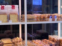 -焙丽拾光(麦凯乐直营店)