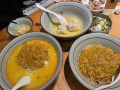 -蟹黄鱼·海派深夜面馆(巨鹿路店)