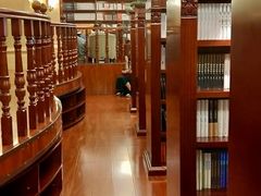 -果戈里书店