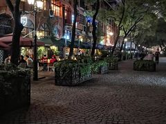 -黎黄陂路街头博物馆