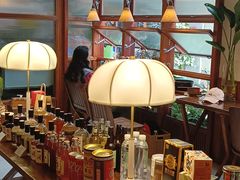 -银米·云南传统过桥米线(双廊黑金冠店)