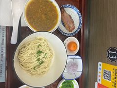 -百年老字号·观振兴蟹黄面·三虾面·苏式面(观前街富仁坊巷店)