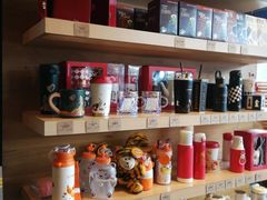 零售区-星巴克臻选(宁波世纪东方广场店)