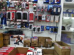 -上海南东电玩(上海置地广场周大福店)