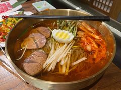 冷面-明洞阿姨·韩式酱蟹烤肉·创意料理(三元桥店)