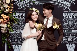 -易摄影婚纱摄影工作室