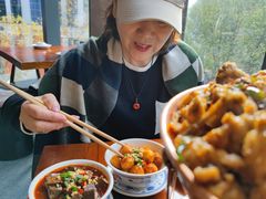 土冒血旺-炉小二铜锅牛蛙•川湘菜(三里屯店)