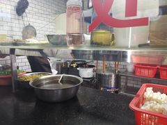 -覃肥叔桂林米粉(粮道街店)