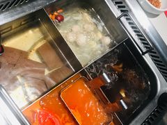 -海底捞火锅鲜切牛肉主题店(长寿路店)
