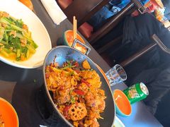 -川流不息·地道川菜·小龙虾(松东路店)