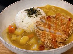 黄咖喱鸡排饭-About Bistro關於·泰式家庭料理