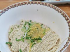 -裕兴记·蟹黄面馆养育巷精选店面馆