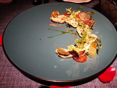 -弦月窗LUNETTE BY AMANDA(复兴路店)