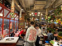 大堂-钢管厂歆瑞源油卤串串香(春熙路太古里店)
