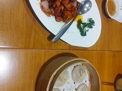 -乐忻皇朝(上海中心大厦店)