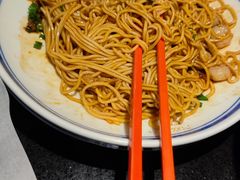 葱油三虾拌面-老头儿油爆虾·知味杭州(爱琴海购物中心)