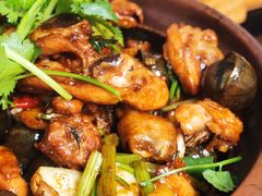 田螺焖鸡-大头唛·啫鸡煲.粤菜.专门店(289艺术园区店)