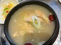 参鸡汤-朴大人炭烤·韩国料理(奥帆中心海尔洲际店)