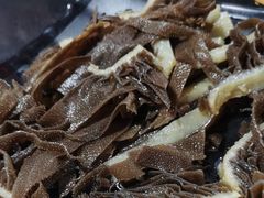 -果松木炭酸菜铜火锅·外婆参鸡汤