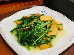 -伊源鼎盛餐饮服务有限公司