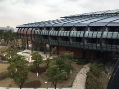 -上海滴水湖皇冠假日酒店