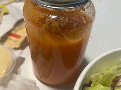 -POKEE VIA&Brunch·维娅(重庆来福士店)