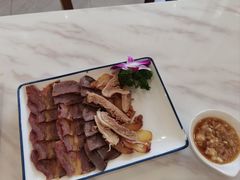 -培万河间驴火•驴肉火锅(东平店)