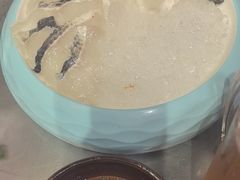 -鹿鸣山草本茶香火锅(园西路店)