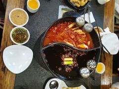-川成串·自助串串香火锅(朝阳店)