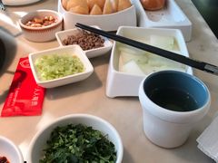-左庭右院鲜牛肉火锅(浦江欢乐颂店)