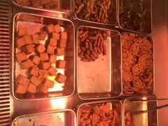 -绝味鸭脖(龙阳路生活广场店)