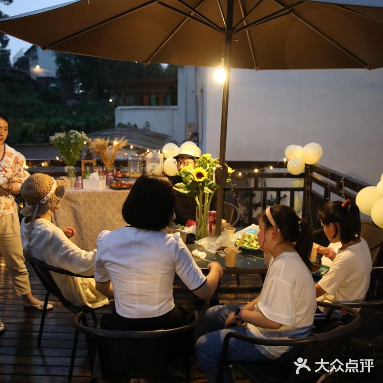 杭州青芝坞蓝莲花开•枕云民宿六一户外烧烤实录