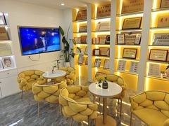 -首脑美容美发化妆美甲培训学校(龙岗校区)