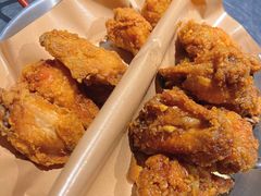 炸鸡翅一半一半-富乐满韩国正宗炸鸡韩国料理(虹泉路店)