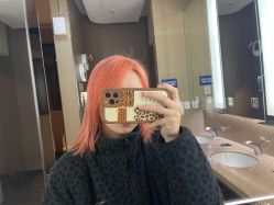 -V8潮牌·接发烫染连锁