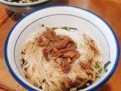 -矮子粉店1985·长沙米粉(湘春路店)