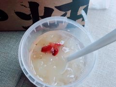 蔓越莓桃胶炖银耳-炖物24章·顺时轻养茶(杭州保利时光里店)