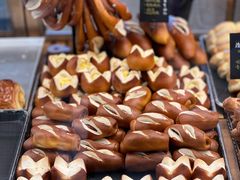 -Dough&Joe团憩(瑞虹天地月亮湾店)