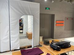 -迪桑特DESCENTE(北京三里屯BLANC店)