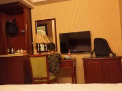 -维也纳酒店(罗湖口岸国贸东门店)