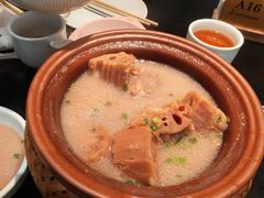 湖北筒骨莲藕汤-在莲野·湖北民间菜·头牌松滋鸡(光谷步行街店)