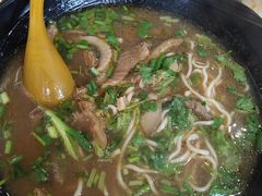 牛肚面-觀汤牛腩