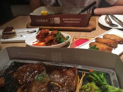 -必胜客(海宁工人路店)