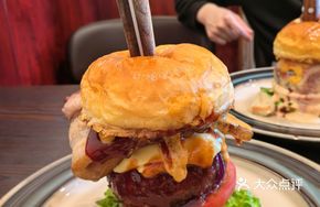 Thick Cut Smoked Bacon Burger