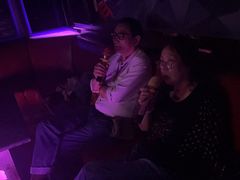 -奉化一页时尚KTV(奉化店)